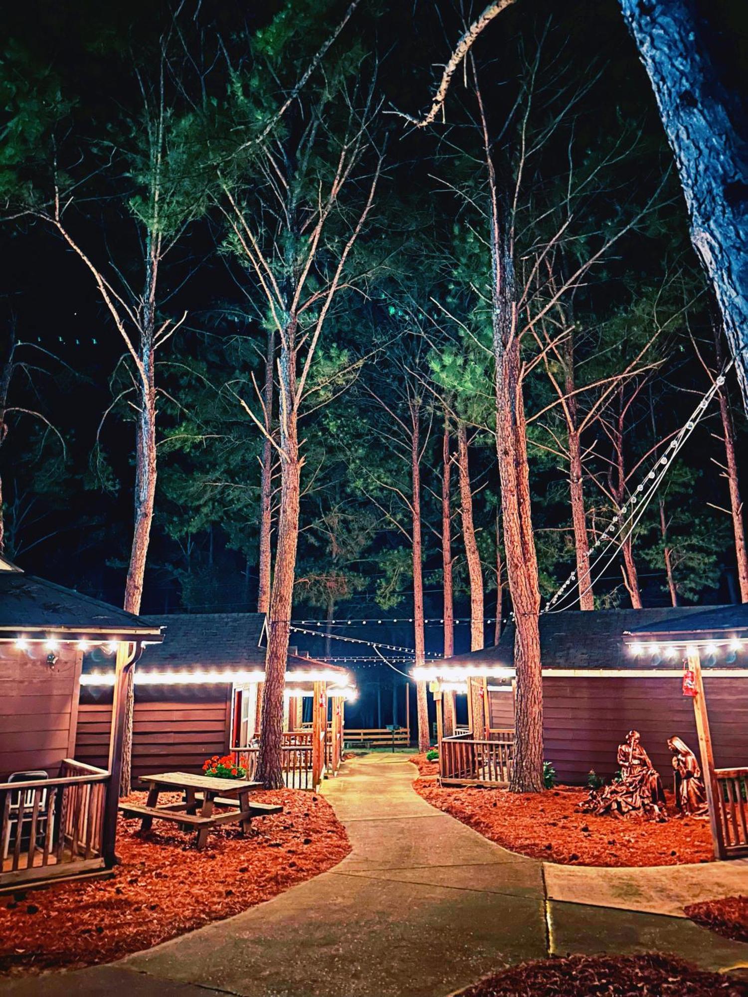 Kick Back Ranch Hotel Ramer Екстериор снимка